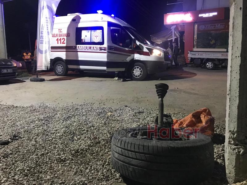 Akyazı da feci kaza 4 yaralı