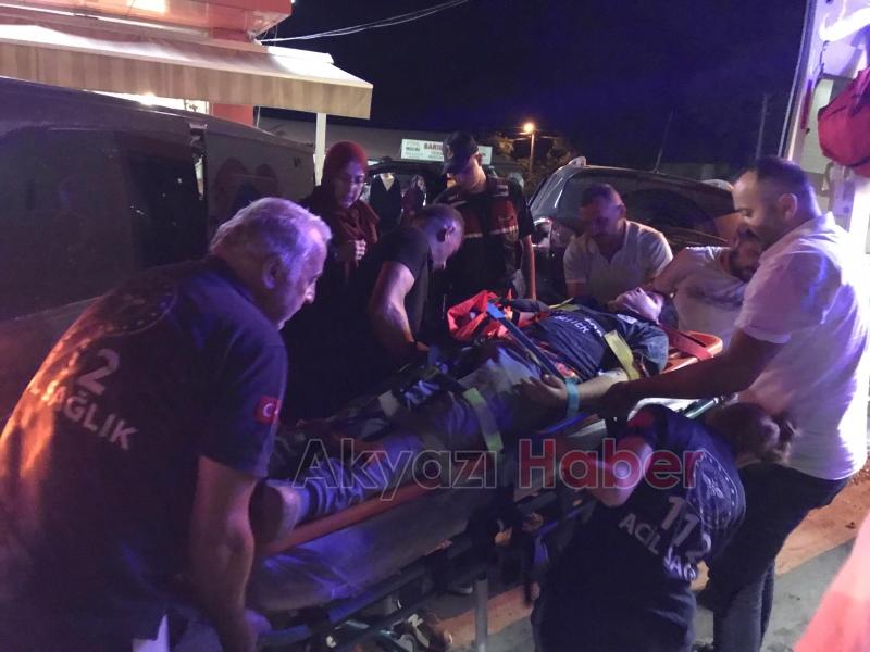 Akyazı da feci kaza 4 yaralı