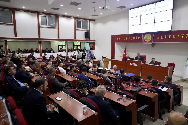 Sakarya da metrobüs alımı için 100 Milyon TL'lik kaynak onayı