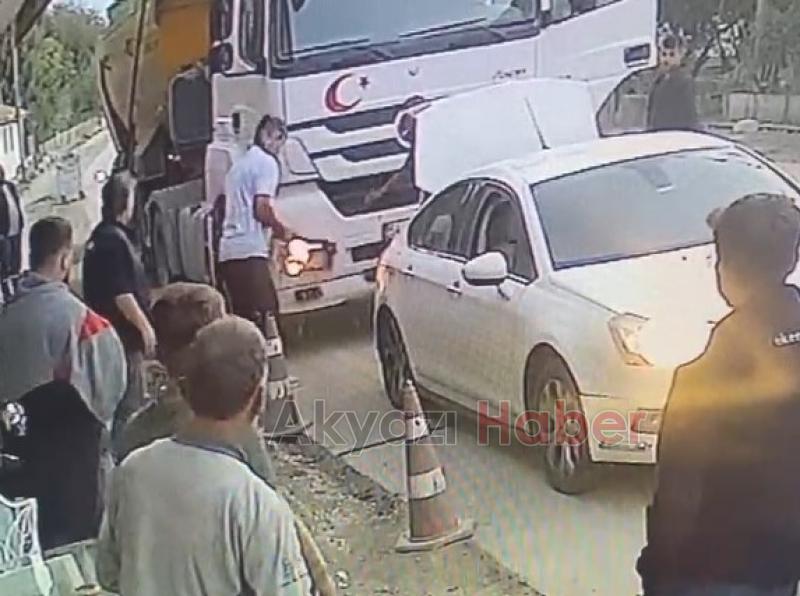 Baltalı trafik kavgası kamerada