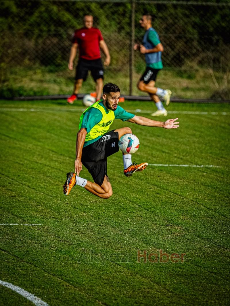 Sakaryaspor İstanbulspor maçı hazırlıklarına devam etti