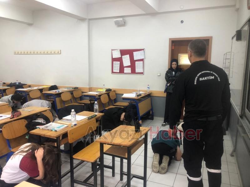 SAKTİM Lise öğrencilerine deprem ve yangın güvenliği eğitimi verdi