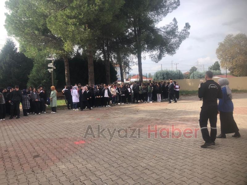 SAKTİM Lise öğrencilerine deprem ve yangın güvenliği eğitimi verdi