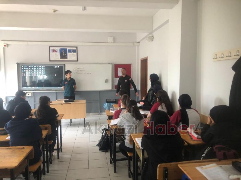 SAKTİM Lise öğrencilerine deprem ve yangın güvenliği eğitimi verdi