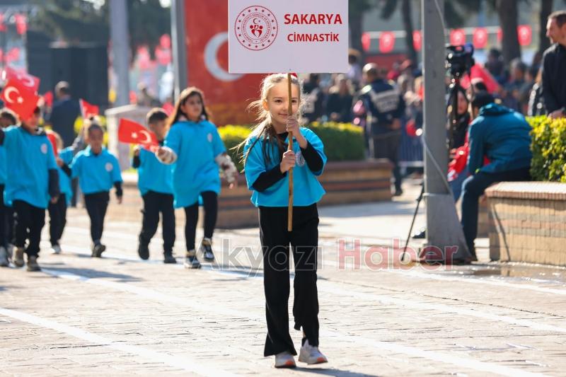 Cumhuriyet Bayramı Sakarya'da coşkuyla kutlandı