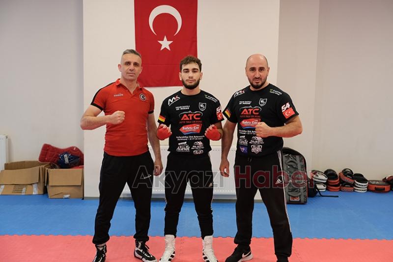 Akyazılı boksörün hedefi şampiyonluk