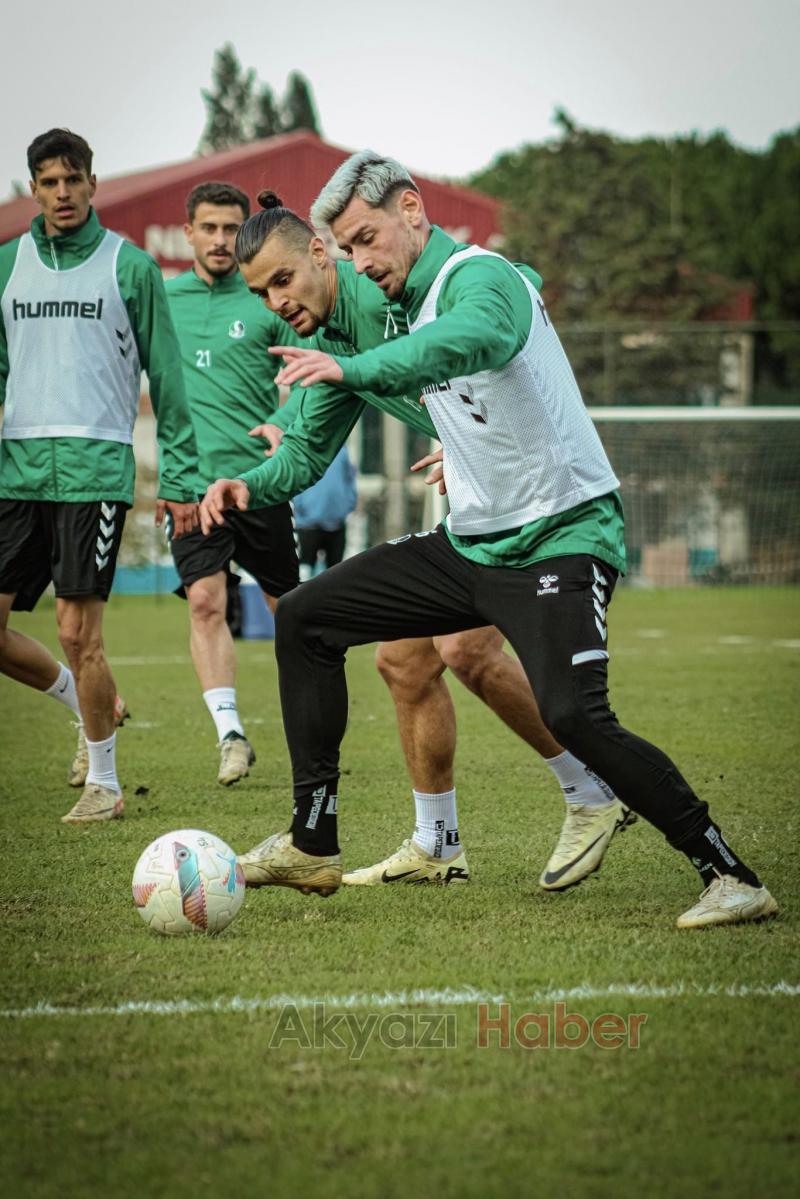 Sakaryaspor Kocaelispor maçı hazırlıklarına başladı