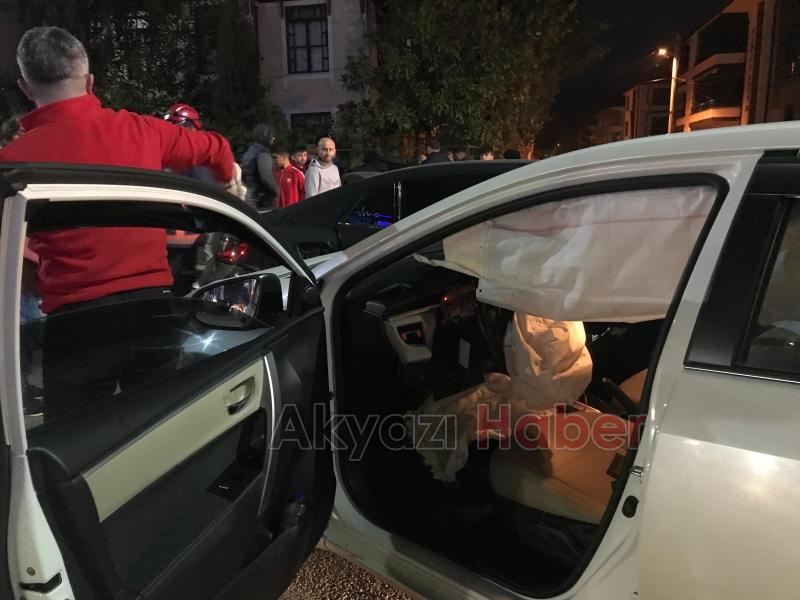 Akyazı da zincirleme kaza 2 yaralı