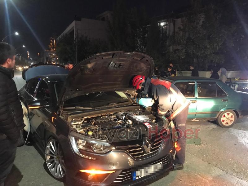 Akyazı da zincirleme kaza 2 yaralı