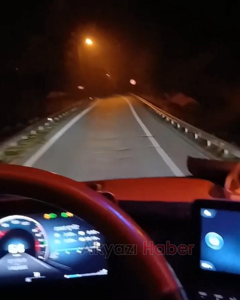 Akyazı'da otoban girişi bakımsızlıktan köstebek yuvasına döndü