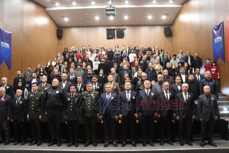 Akyazı da Büyük Önder Atatürk törenle anıldı