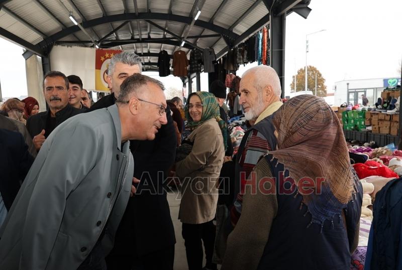 Camili-Karaman Pazar Yeri'nde Giyim ve Kumaş Pazarı açıldı