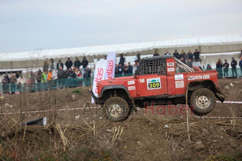 Off-Road Şampiyonası nefesleri kesti