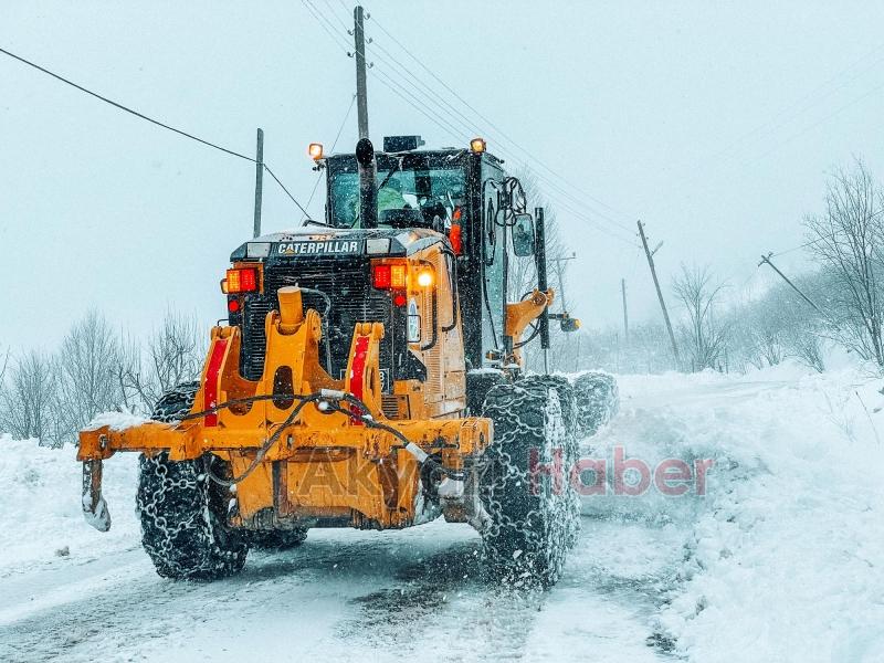 Kapanan 10 grup yolu ulaşıma açıldı