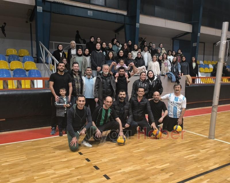 Akyazı da öğretmenler Günü etkinlikleri