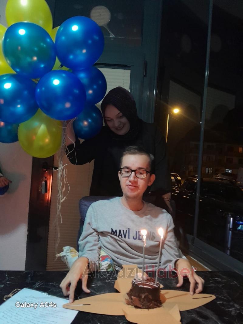 Kas hastası Halil Can'ın doğum günü sevinci
