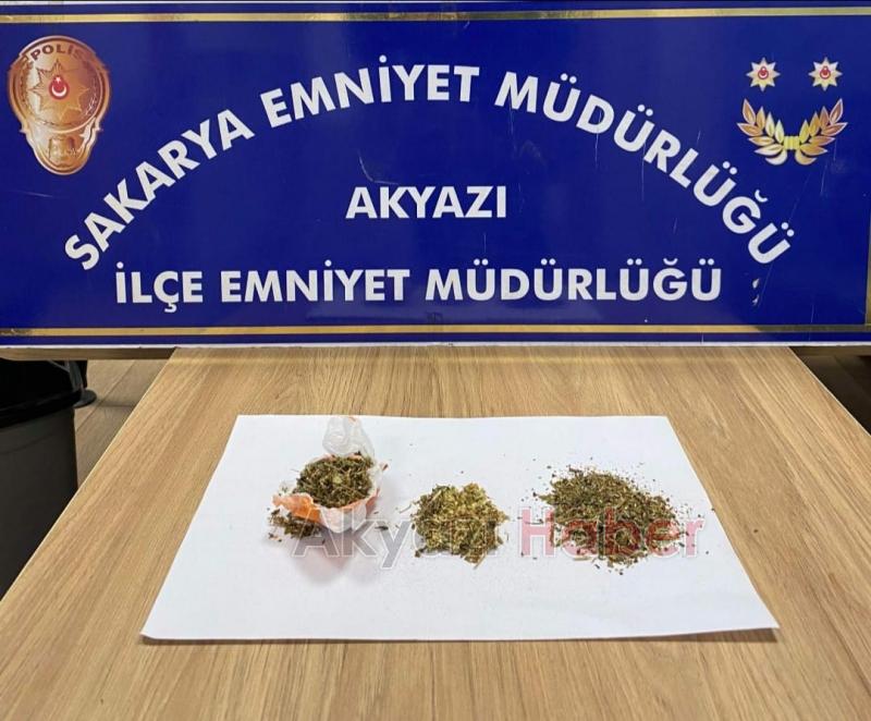 Akyazı'da polis ve jandarmadan uyuşturucuya darbe