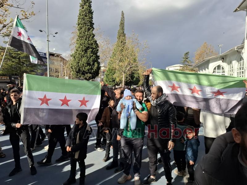 Akyazı daki Suriyeliler kutlama yaptı