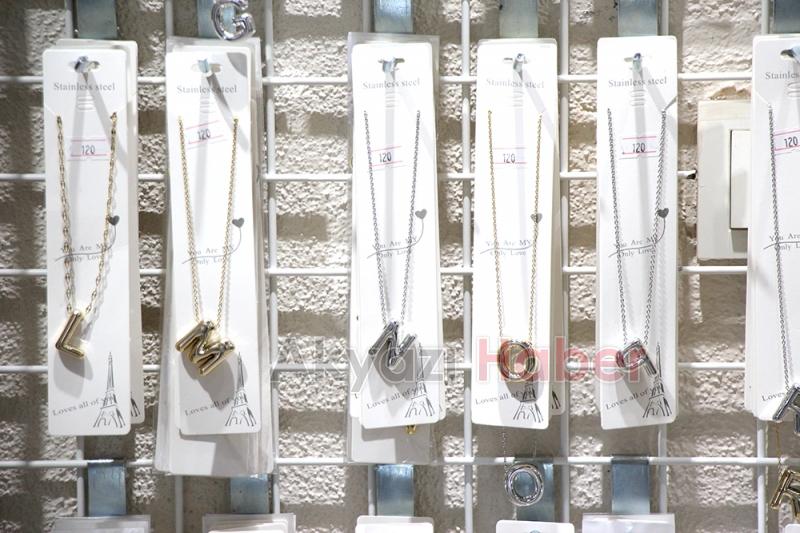 SO SHINE: Şıklığın ve Zarafetin Yeni Adresi Akyazı’da!