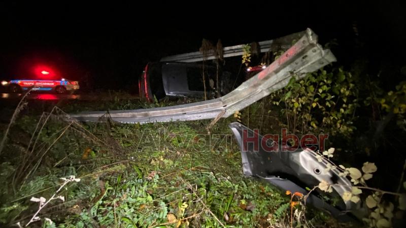 Cip bariyerlere girdi 1 yaralı