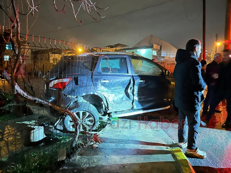 Cip ile hafif ticari araç çarpıştı