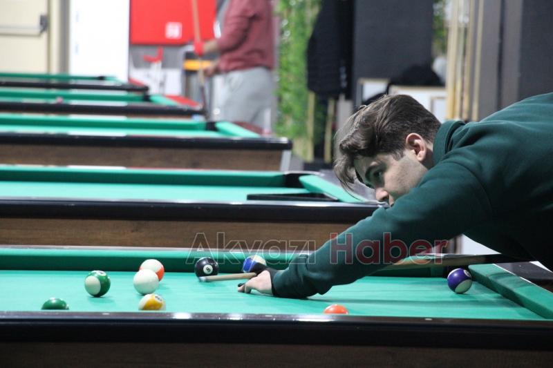 Akyazı Bilardo Salonu: Keyifli ve Güvenilir Eğlencenin Yeni Adresi!