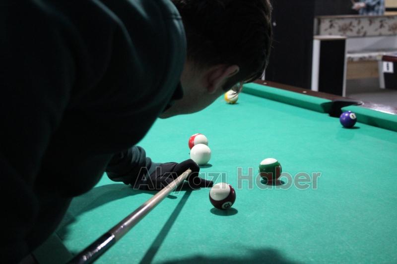 Akyazı Bilardo Salonu: Keyifli ve Güvenilir Eğlencenin Yeni Adresi!