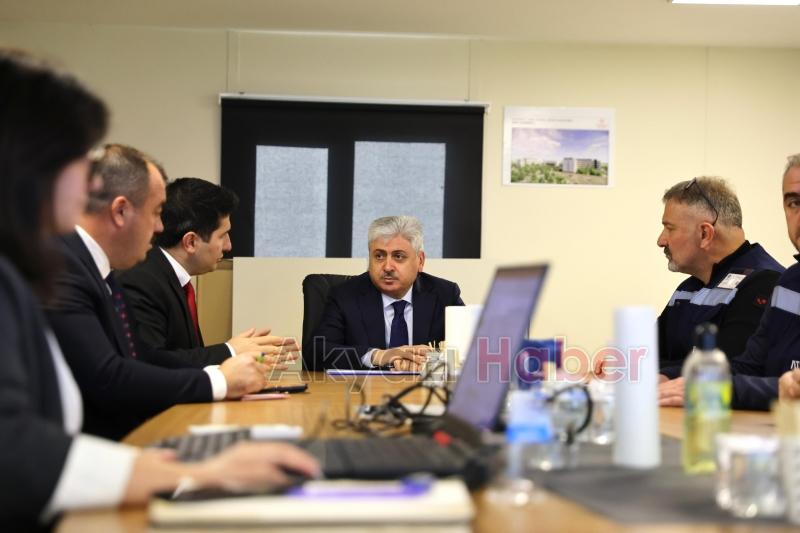 Sakarya Şehir Hastanesi inşaatında inceleme yaptılar