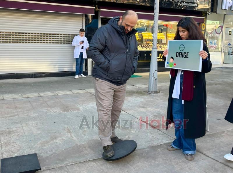 Bu sokakta sağlık var