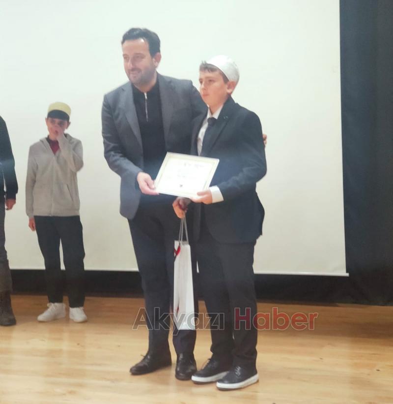 Akyazı Anadolu İmam Hatip Lisesi Öğrencilerinden İl Finallerinde Büyük Başarı