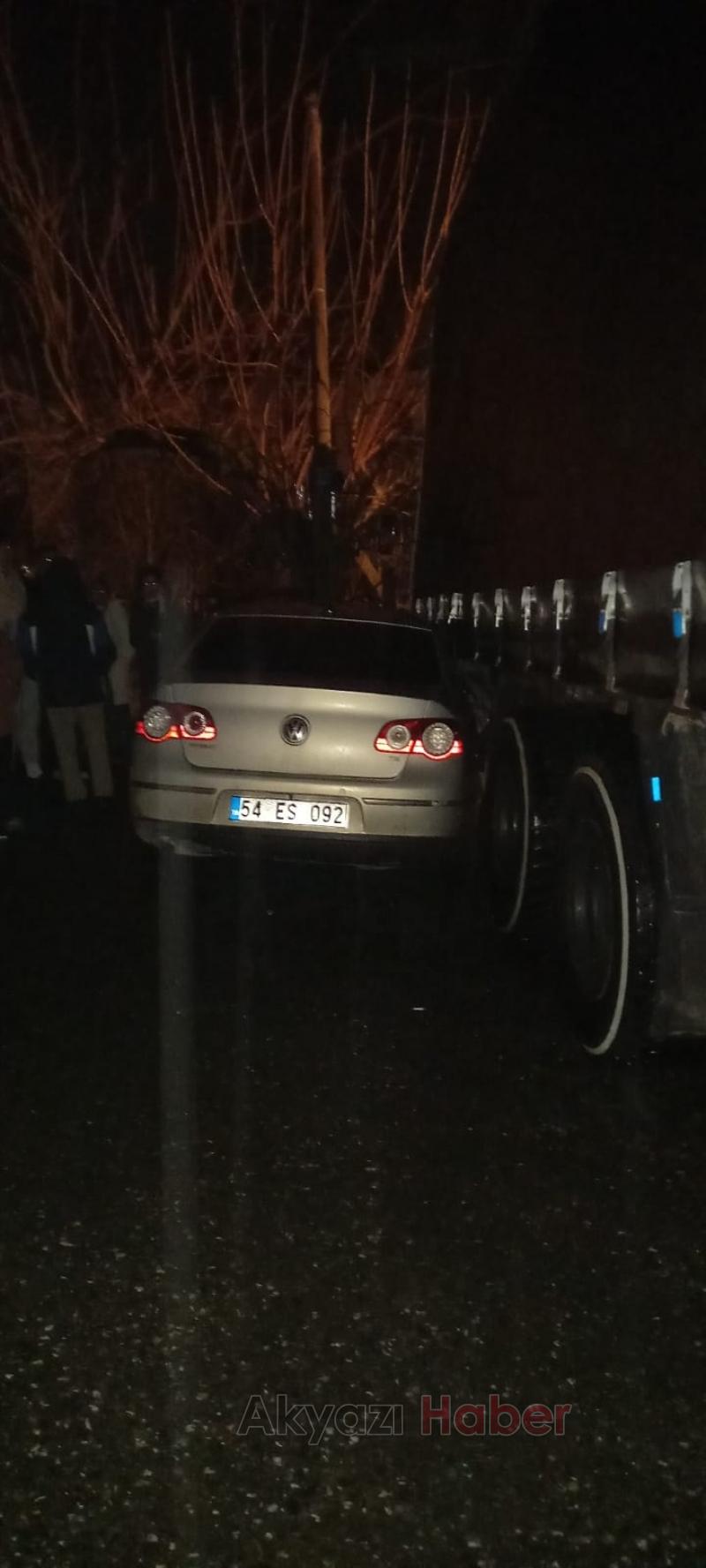 Otomobil ile kamyon kafa kafaya çarpıştı: 2 yaralı