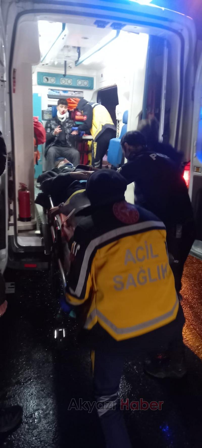 Otomobil ile kamyon kafa kafaya çarpıştı: 2 yaralı