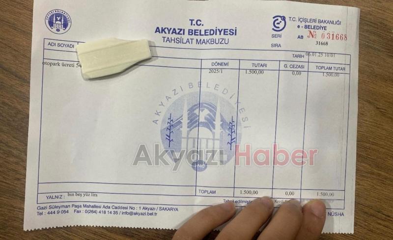 Akyazı Belediyesinin yüzde 130'luk otopark zammına büyük tepki