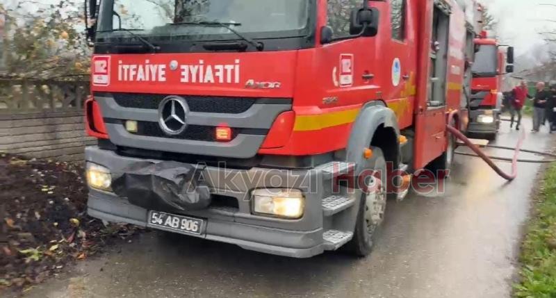 Yanan evden son anda çıkmışlar