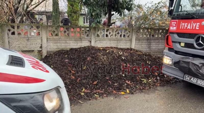 Yanan evden son anda çıkmışlar