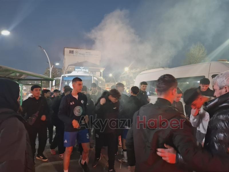 Final maçını kazanan AS Kuzulukspor'da büyük sevinç