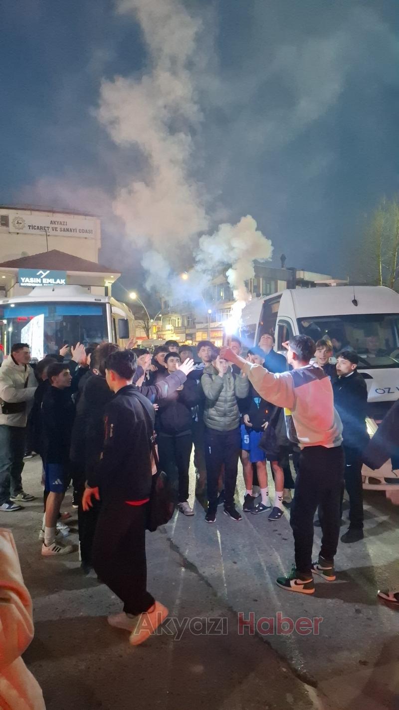 Final maçını kazanan AS Kuzulukspor'da büyük sevinç