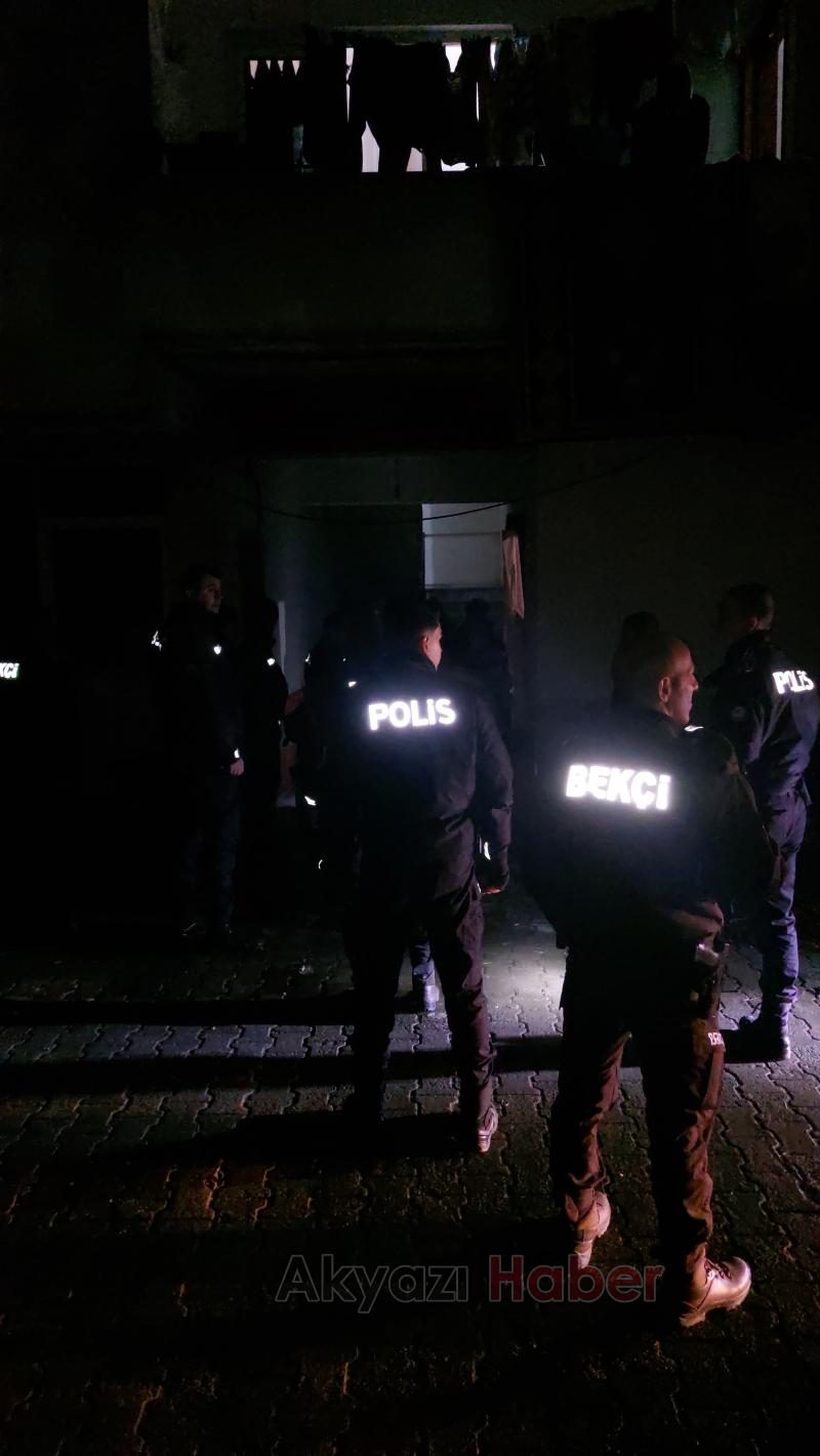 Akyazıda yabancı uyrukluların kavgasına polis müdahale etti