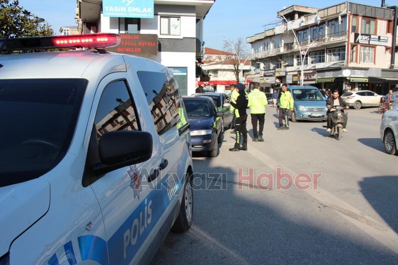 Akyazıda trafik denetimi