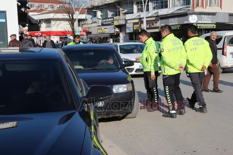 Akyazıda trafik denetimi