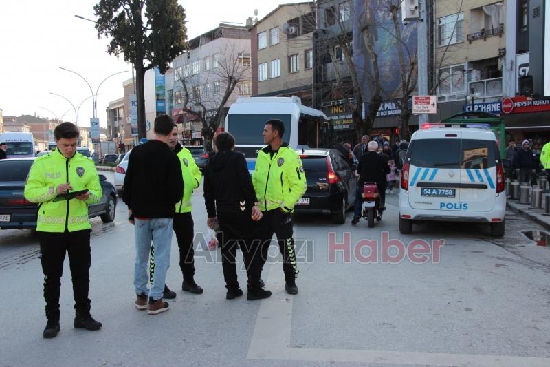 Akyazıda trafik denetimi