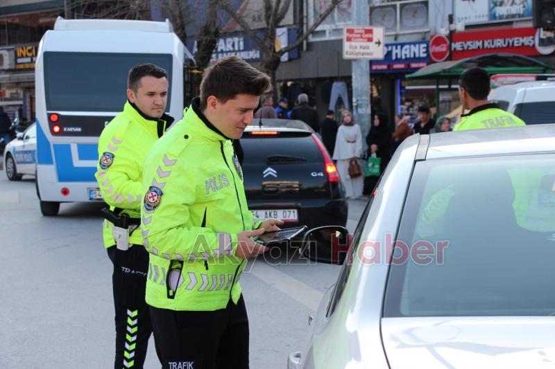 Akyazıda trafik denetimi