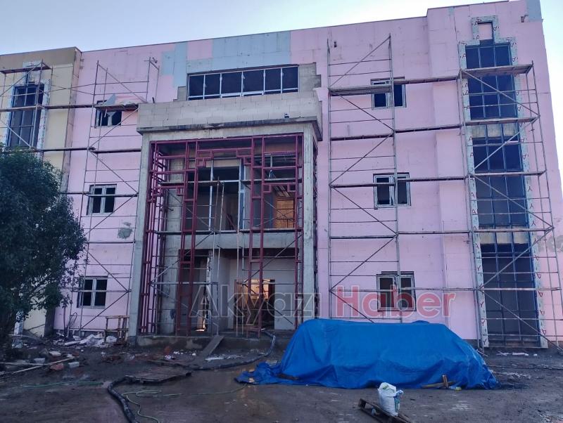 Karapürçek te Emniyet Müdürlüğü binası inşaatı kaldığı yerden devam