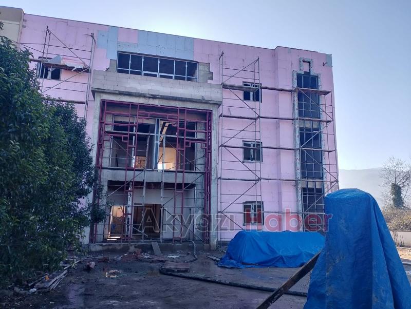 Karapürçek te Emniyet Müdürlüğü binası inşaatı kaldığı yerden devam