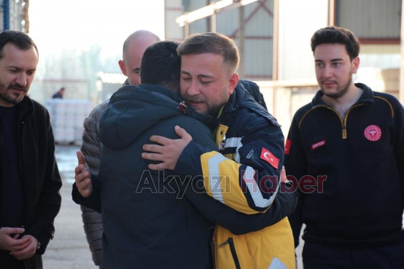 Akyazılı iş insanlarından anlamlı hediye