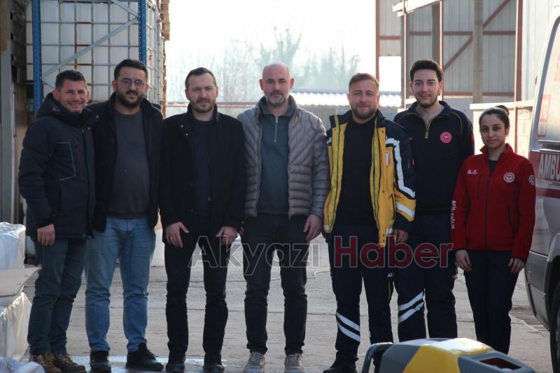 Akyazılı iş insanlarından anlamlı hediye