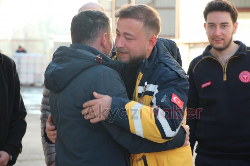 Akyazılı iş insanlarından anlamlı hediye