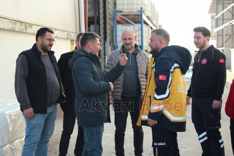 Akyazılı iş insanlarından anlamlı hediye