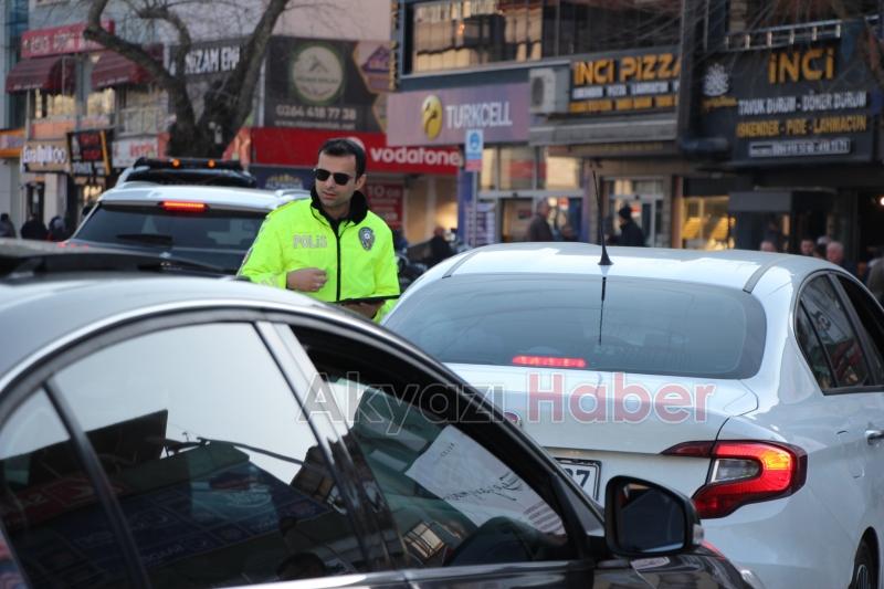Trafik Ekiplerinin Sıkı Denetimi Devam Ediyor