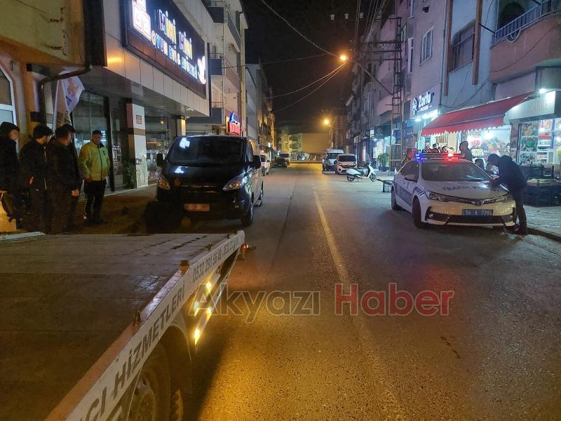 Akyazı da çakar lamba ile yakalandı 276 bin lira ceza kesildi